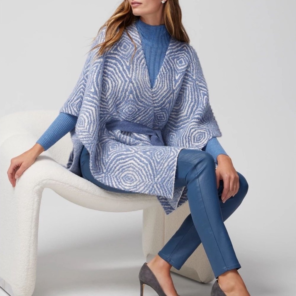 WHBM White House Black Market Ruana wrap.